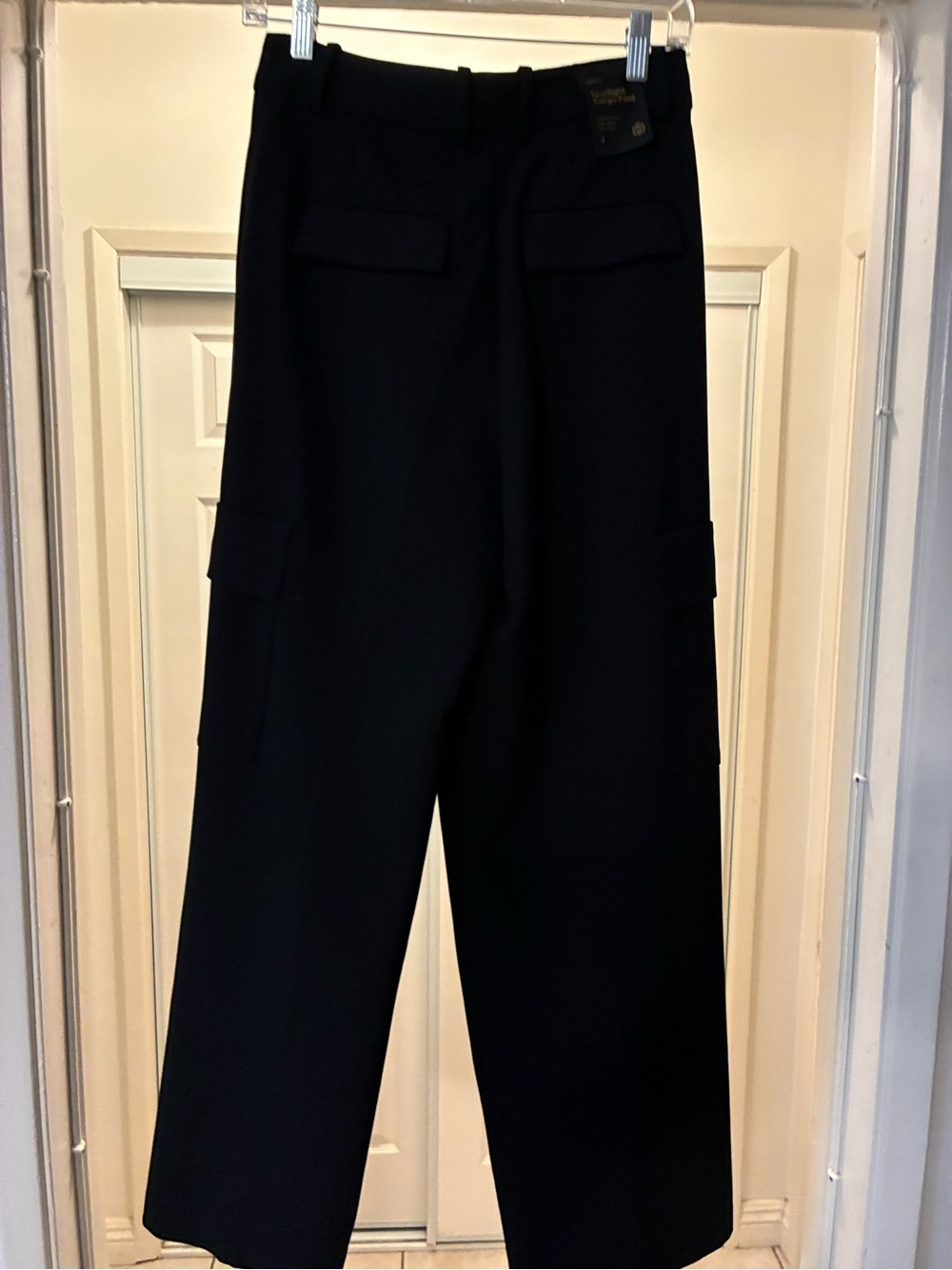 Babaton Black Wide-Leg Cargo Pants - Picture 3 of 7